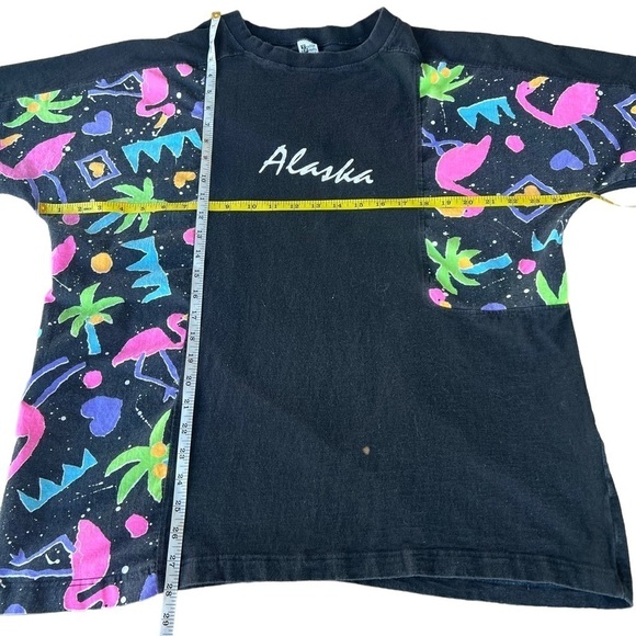 VTG Alaska Relaxed Fit TShirt Flamingo Palm Tree Heart Tropical Neon Vibe XL USA - Picture 12 of 14